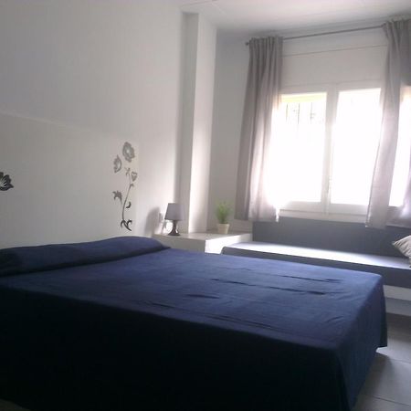 Apartaments La Riera Roses Extérieur photo